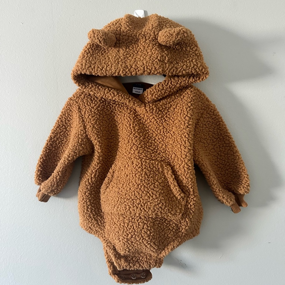 Old navy Sherpa onesie